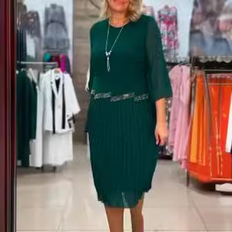 Rochie pufoasă, pliată, elegantă pentru femei